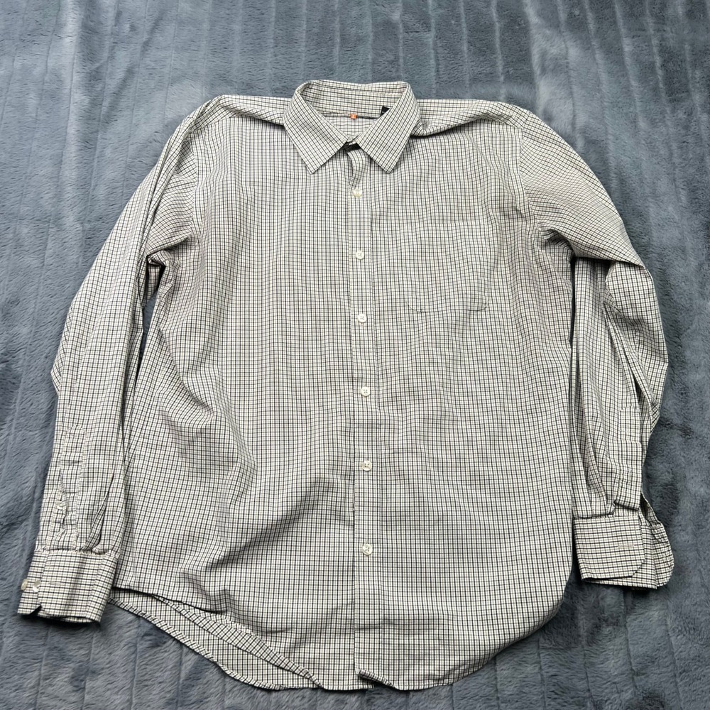 Van Heusen Traveler Mens Medium Tan Black Micro Check Button Down Shirt 14985